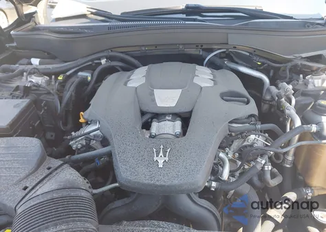 2019 Maserati Levante Sport z USA, uszkodzony, nr VIN ZN661XUS8KX325449